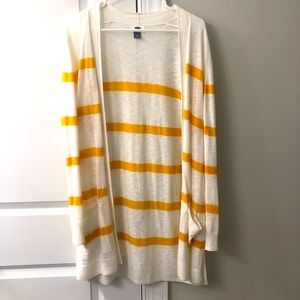 Old navy cardigan